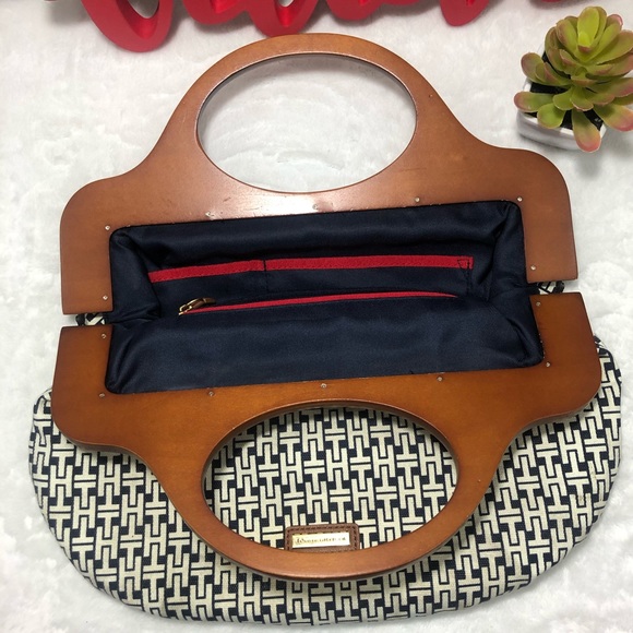 Tommy Hilfiger wooden handle purse - Picture 4 of 8
